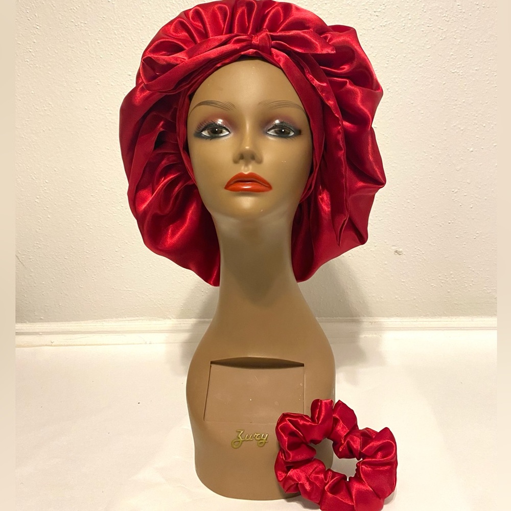 SATIN BONNET FOR WOMEN,LARGE BONNET WITH TIE BAND.